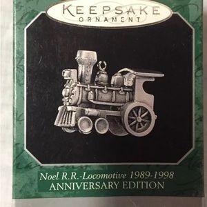 Hallmark Noel RR-locomotive 1989-98 pewter ornament
